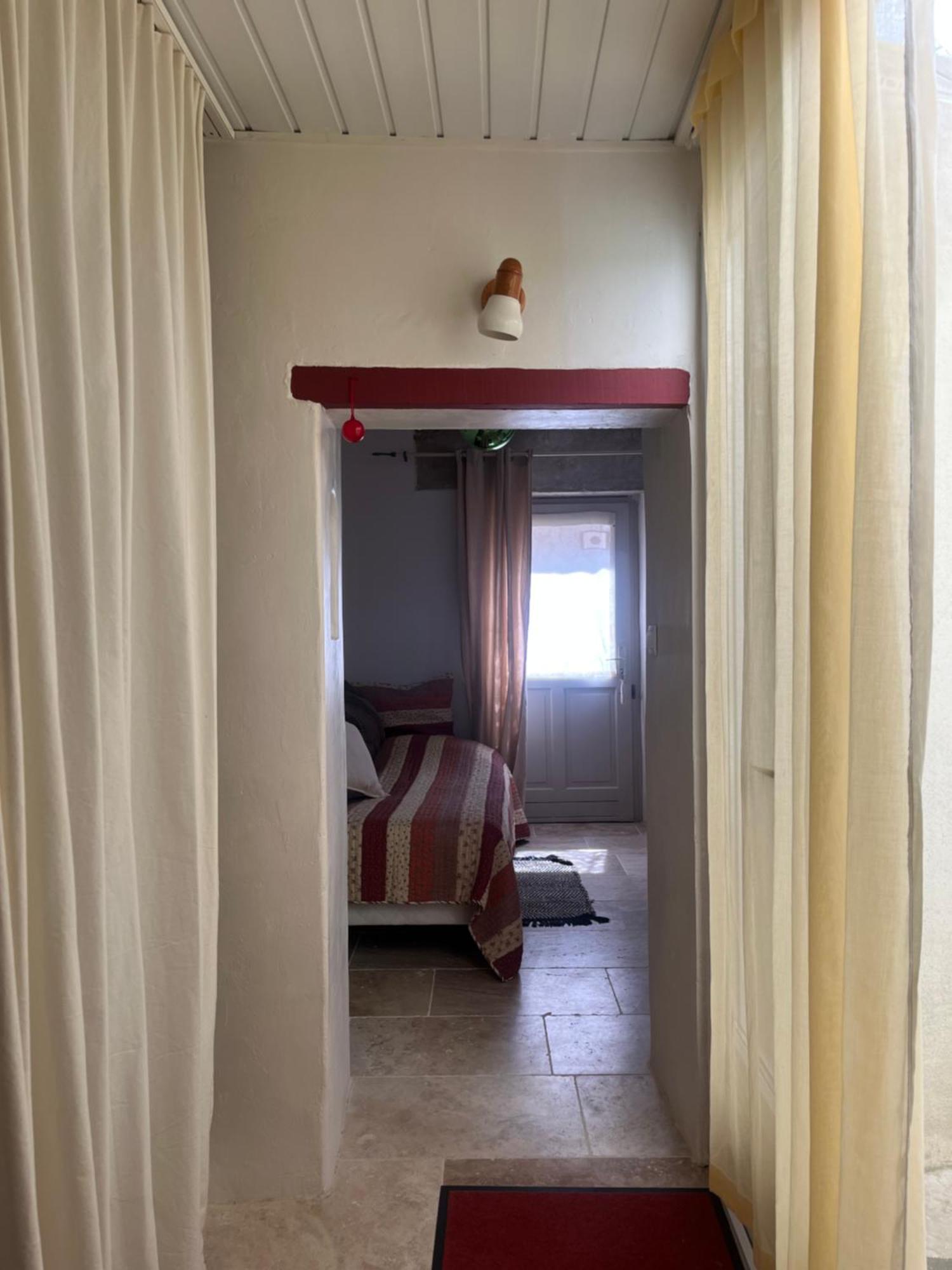 Complet - Sous Bois Apartment *